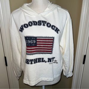 Truce Woodstock Bethel NY Cropped Hoodie Sweatshirt Size Youth XL 16